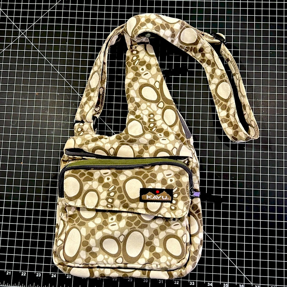 Vintage Kavu crossbody bag, PRISTINE